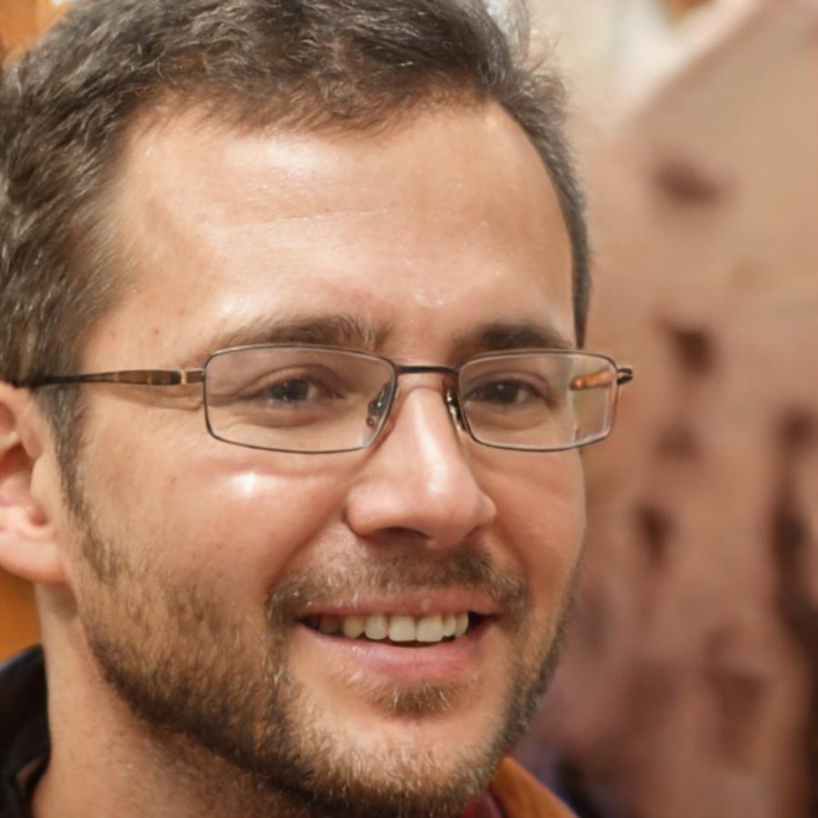 Retrato profissional de Felipe Noronha, especialista em game design